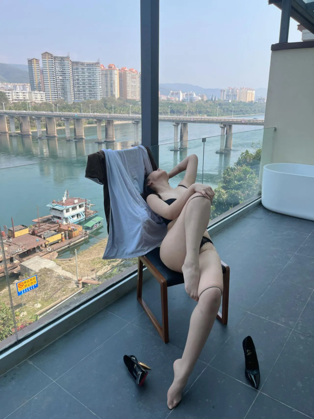 美邵女Baby – NO.005 风景如画 [16P]插图4